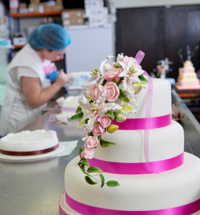 Multi tiered elegant cake